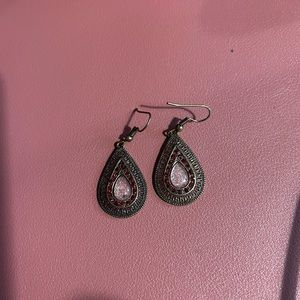 Women’s Drop Earrings